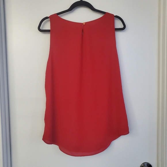 Le chateau sleeveless blouse - Picture 2 of 4